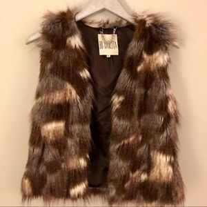 BB Dakota Brown Faux Fur Vest